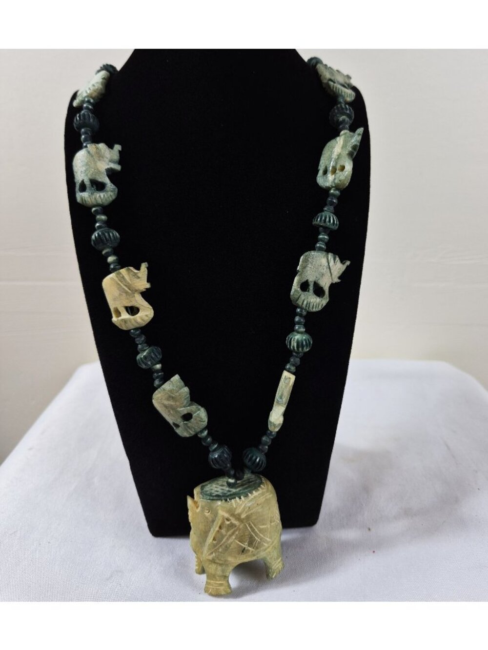 Hand-Carved Soapstone Elephant & Bead Necklace 28" Vintage Tribal Style Jewelry